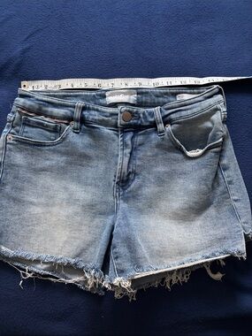Dear John GiGi short High-Rise Light Blue Denim Shorts with Frayed Hem